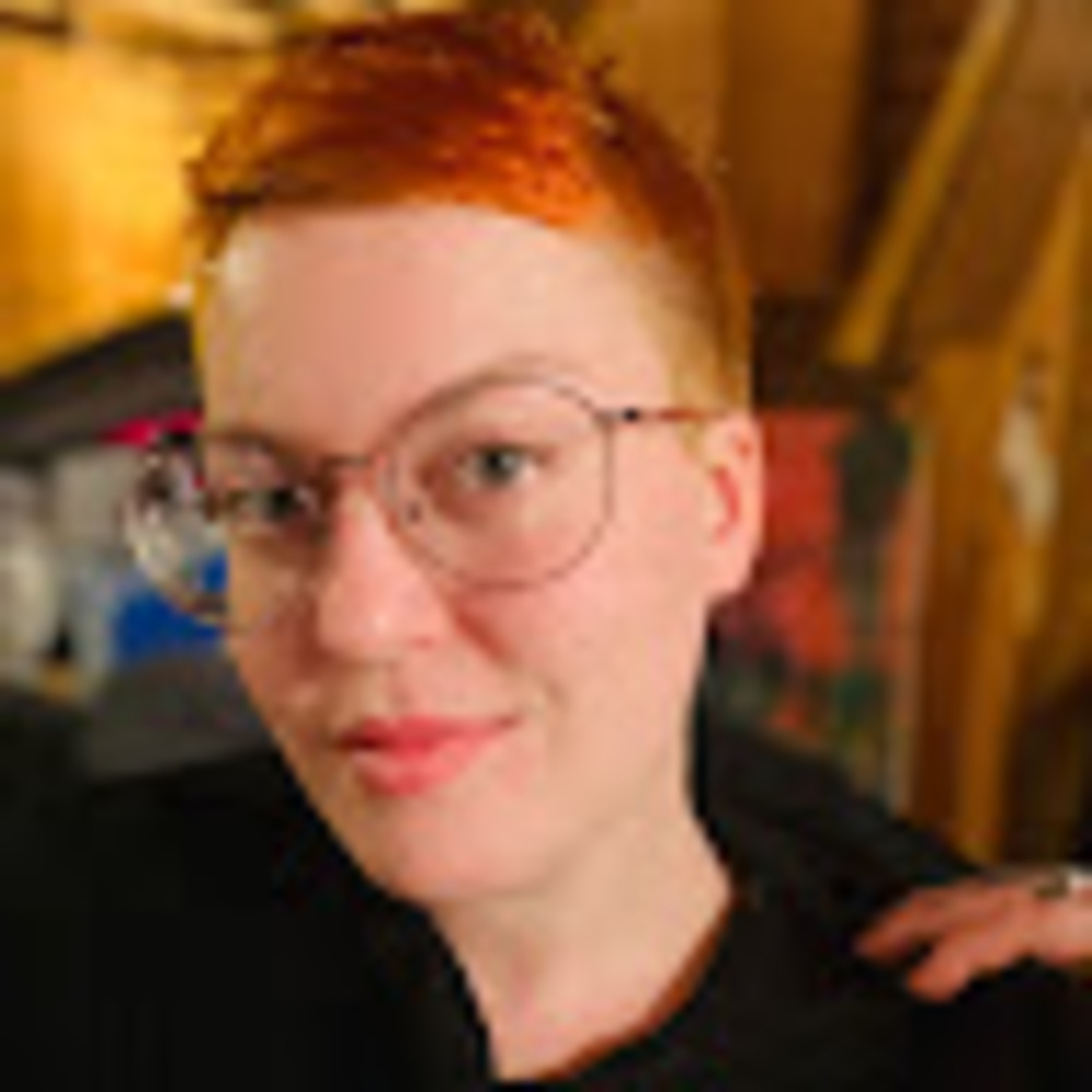 Meet your Posher, Carley